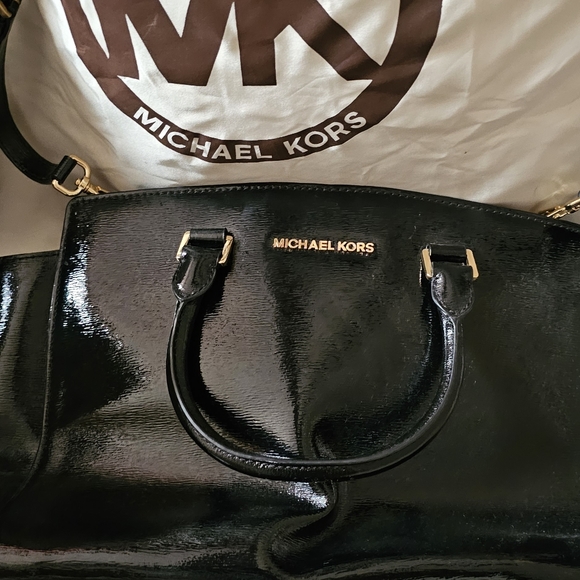 MICHAEL KORS black leather purse - Picture 2 of 3